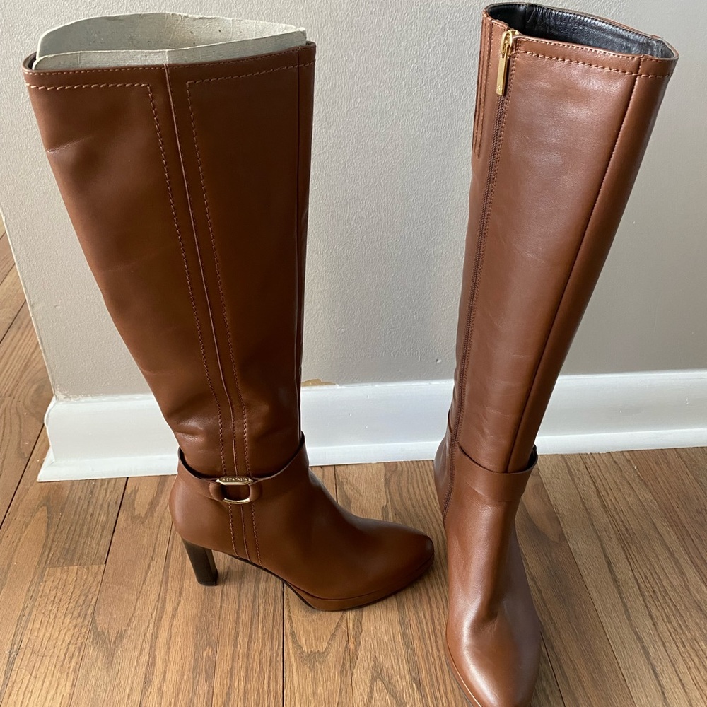 Aquatalia heeled boots